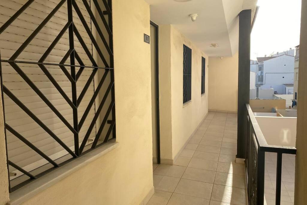 Maravilloso Apartamento En Primera Linea De Playa Con Vistas Al Mar En Caleta De Velez 2 D ภายนอก รูปภาพ