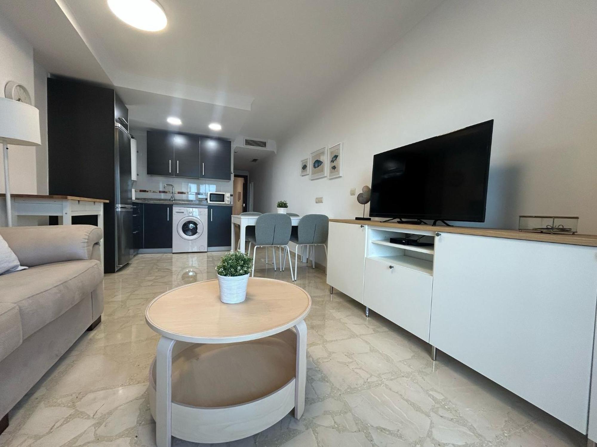 Maravilloso Apartamento En Primera Linea De Playa Con Vistas Al Mar En Caleta De Velez 2 D ภายนอก รูปภาพ